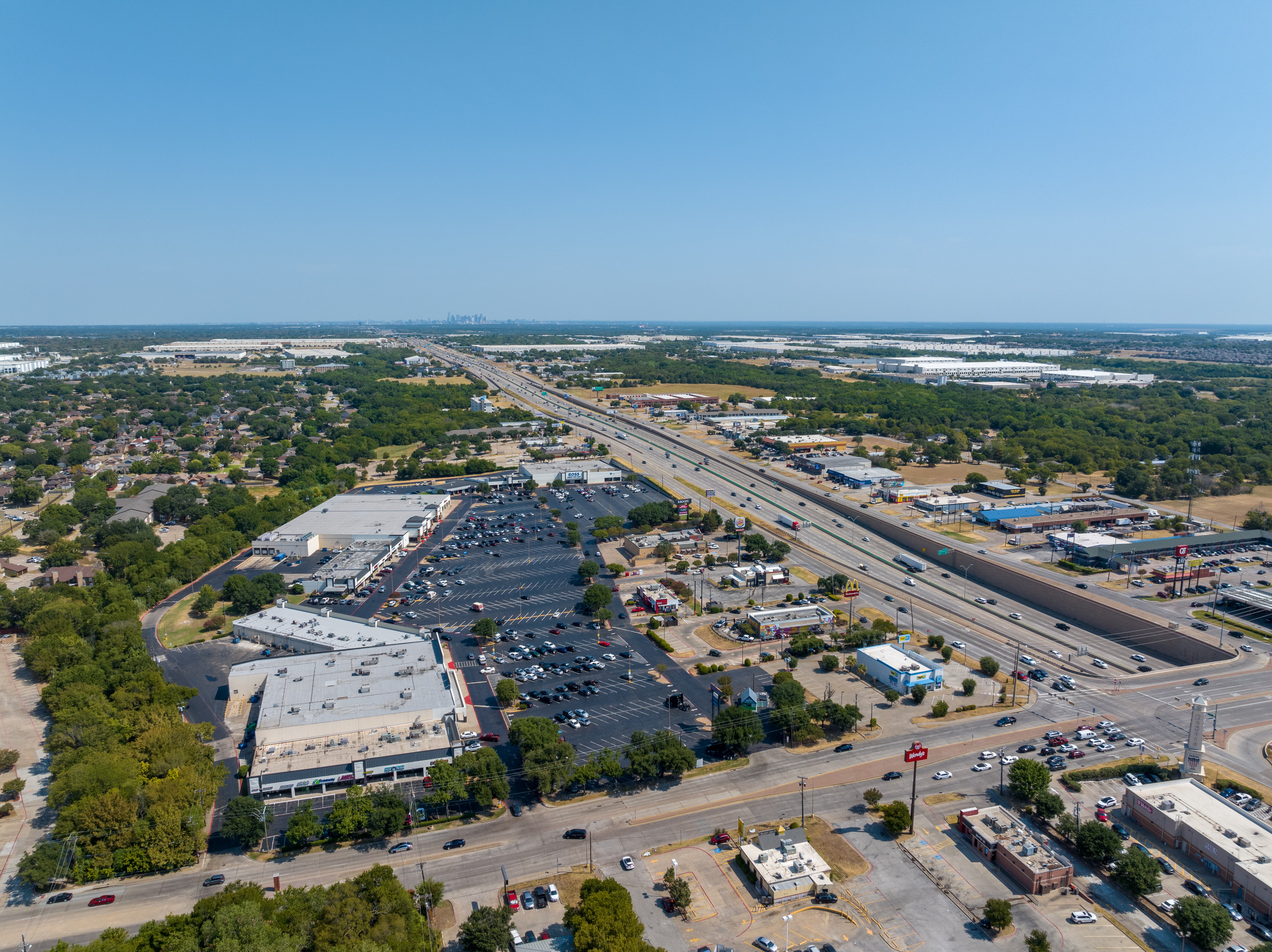 Commercial real estate drone photography of Desoto Shopping Plaza listing.